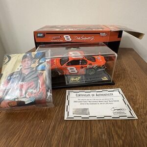 Revell Collection #8 Dale Earnhardt Jr Looney Tunes '02 1 Of 6,990 1:24 Diecast